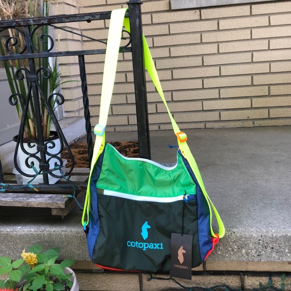 cotopaxi tote